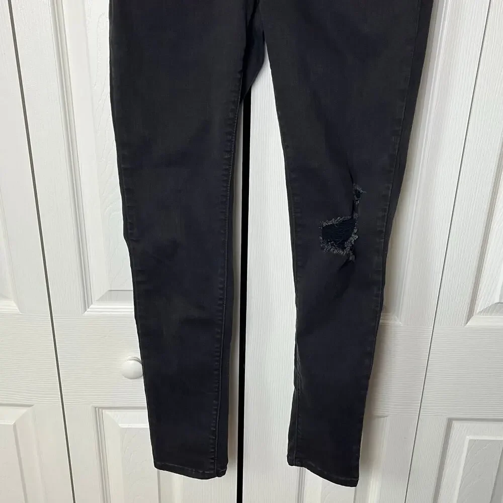 Levi's 711 Skinny Jeans Black 28 Distressed Ripped Knee